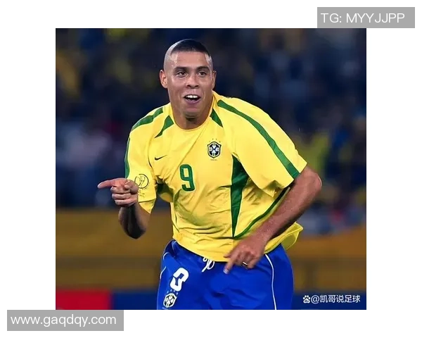 足球球星背后的家庭故事与亲情温暖揭示他们成功背后的力量