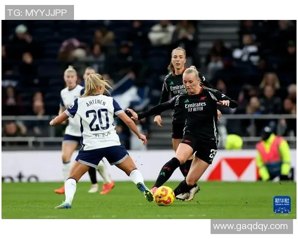 英国球星观看女足球队精彩比赛视频分享引发热议